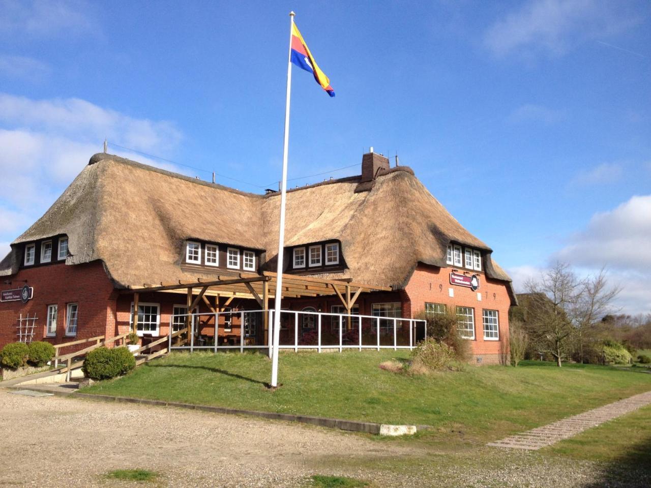 Inselhotel Kapitaen Tadsen / Amrum 네벨 외부 사진